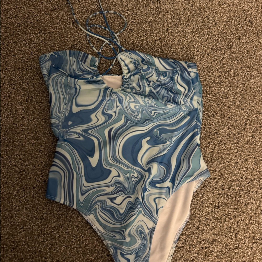 Princess Polly halter top